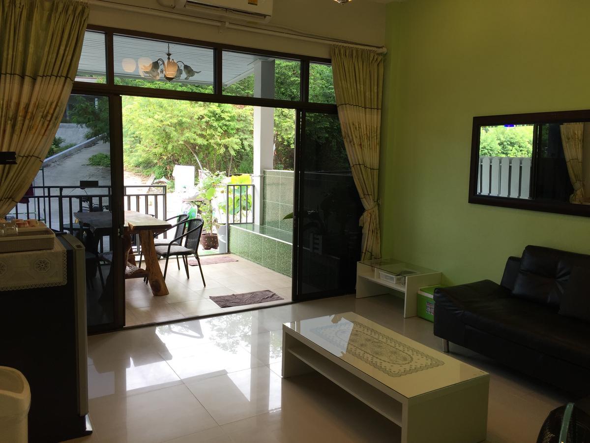 Hotel Baan Aomsub Koh Samet Esterno foto
